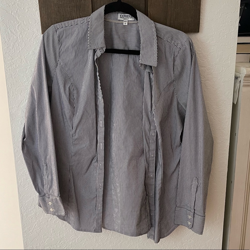 Women’s button down long sleeve